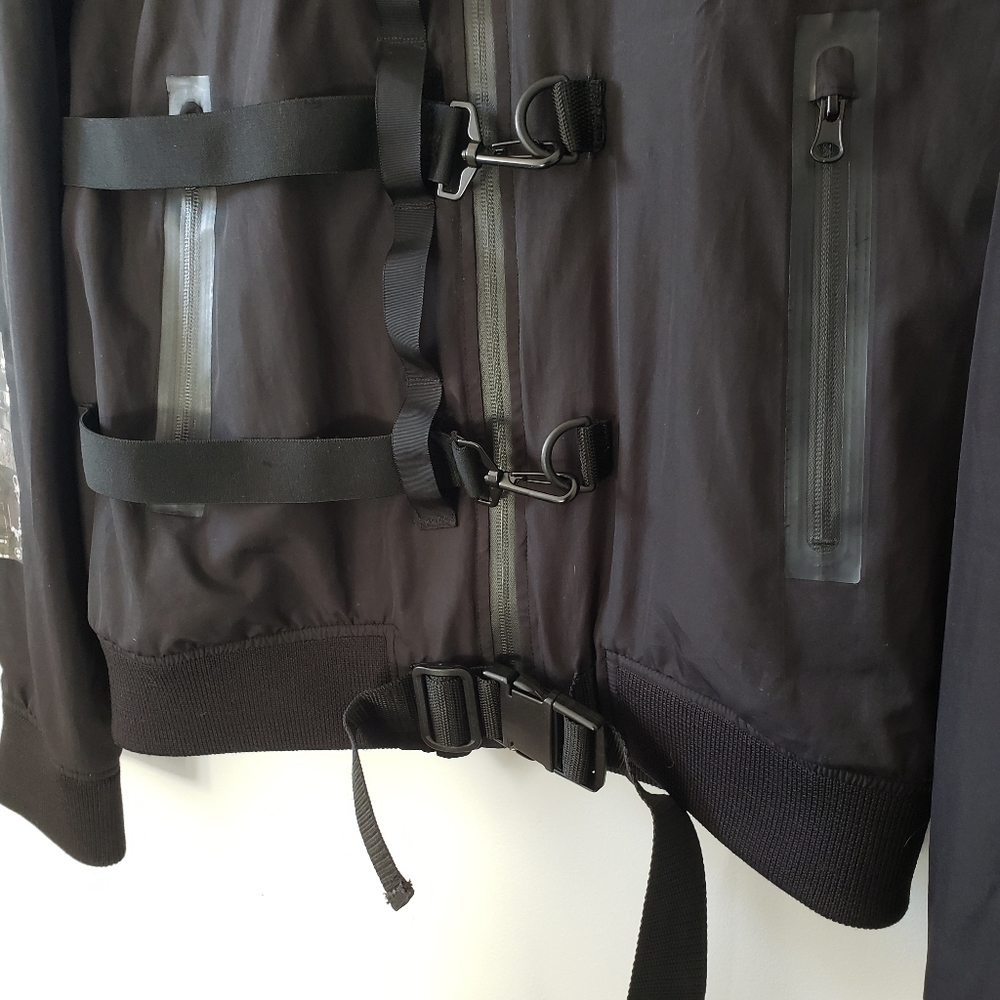 Hi-Tech Bomber from 𝙃𝙤𝙡𝙮 𝙔𝙖𝙢𝙨 - Picture 4 of 6